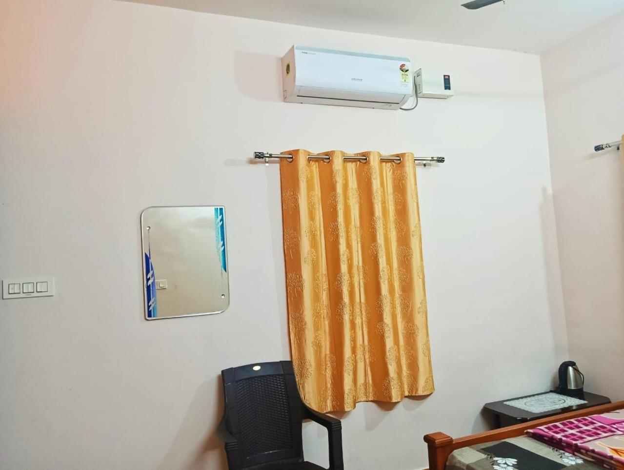 Kpr Residency Near Isha - Adiyogi Hotel Alandurai Bagian luar foto